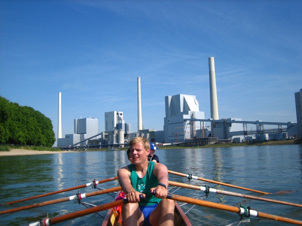 Auf dem Rhein bei Mannheim